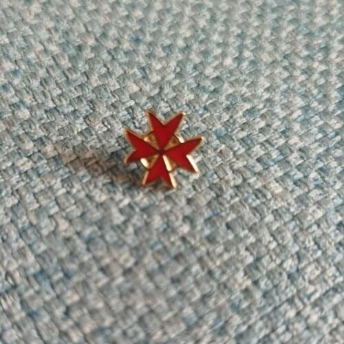 Wholesale 12mm Masonic Knights Templar Red Flower Lapel Pin Badge