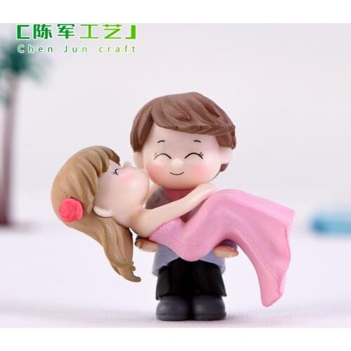1 set Sweet Couple Bride Groom Model Miniature Figurine Landscape Wedding Desktop Ornament Home Decor Wedding Gift Garden