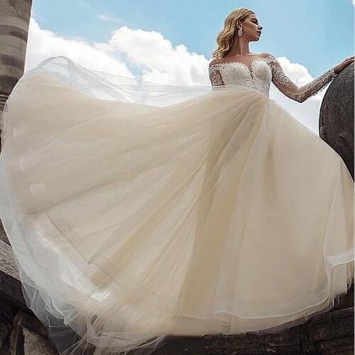 Fashionable Tulle Jewel Neckline A-line Wedding Dresses Champagne Tulle Long Sleeves Bridal Dress vestidos de boda para novia