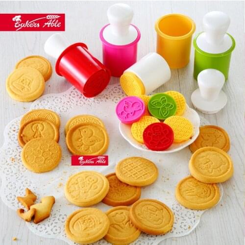 Cookie Stamp Biscuit Mold 3D Cookie Plunger Cutter DIY Baking Mould