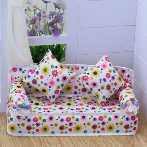 1Set/Lot Cute Doll Furniture Mini Dollhouse Accessories 2Cushions +1Sofa For Dolls