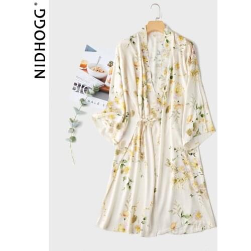 2020 Womens Summer Thin Satin Bell-Sleeve Printing Bathrobe Leisure Kimono Robe Three Quarter Sleepwear Dressing Gown
