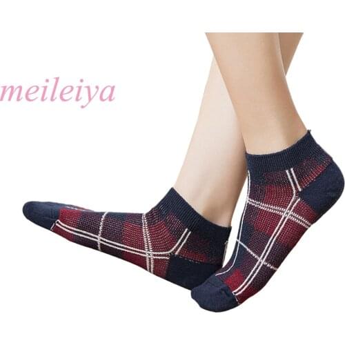 MEILEIYA 20 Pairs/Bag New High Quality Cotton Socks Fashion Ladies Socks Japanese Classic Lattice Socks College Sailboat Socks