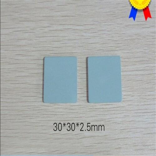 Silicon carbide ceramic heat sink 30*30*2.5/3/5/8/10mm35*35 can be backed up corrugated silicon carbide