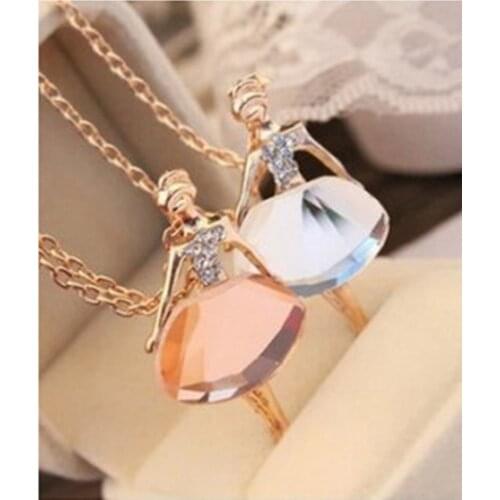 2020 Fashion Trend Rhinestone Necklace Crystal Ballet Girls Pendant Necklace Exquisite Elegant Ballet Girl Sweater Necklace