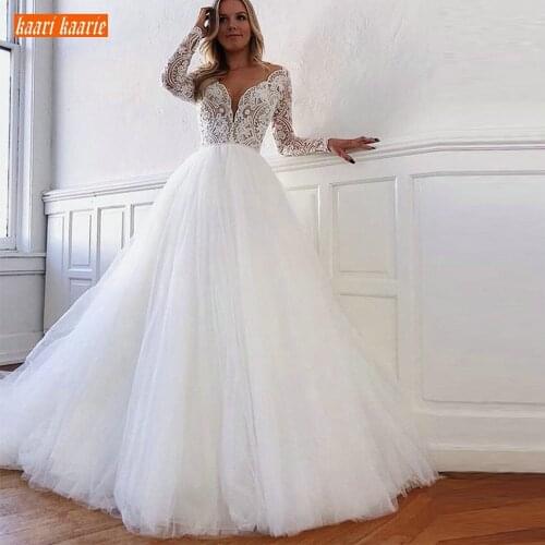 Luscious White V Neck Wedding Dresses Long Sleeve Lace Applique Backless Wedding Gowns Illusion Ivory Off Shoulder Bridal Dress