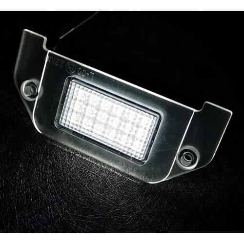 4805846AA 2Pcs/Set Car 18-SMD LED License Plate Light Fit For Chrysler 300 Sebring 2007 2008 2009 2010 4805846AB