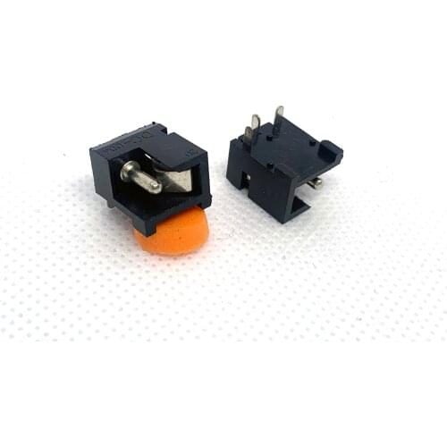 10Pcs DC Power Socket 5.5 * 2.1 mm 3Pin The Power Seat DC-004 DIP The DC Connector The Power Supply Female Head