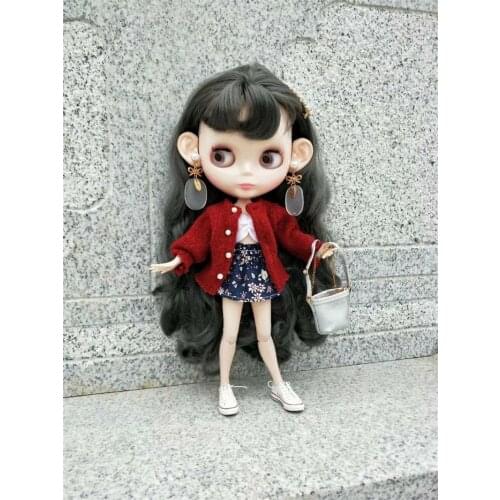 Blythes doll boeva is suitable for the ob24 licca and can be worn in a loose denim coat top with optional multi-colour doll acce