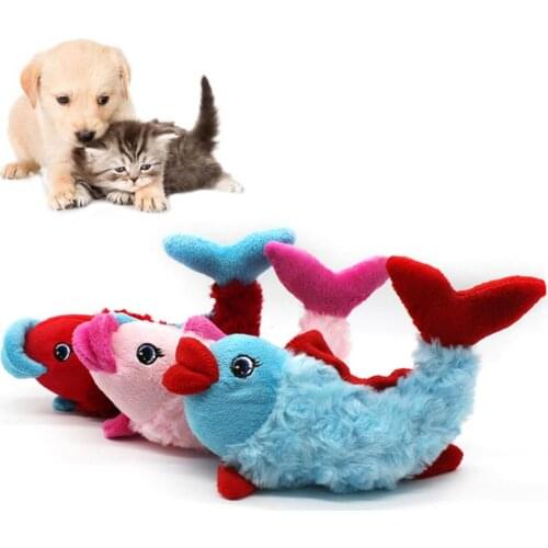 Pet Dog Cats Puppy Cute Carp Fish Shape Soft Plush Doll Playing Squeaky Chew Toy Pet Accessories