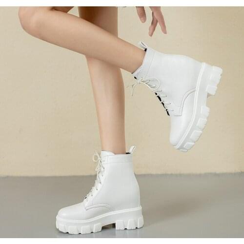 2021 New fashion Women white ankle Boots motorcycle Boots Female Autumn Winter Shoes Woman punk Thick bottom Boots size 34-43