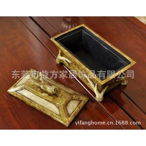 Europe and the Nordic country-style jewelry box antlers hall living room model room Decoration Resin Crafts