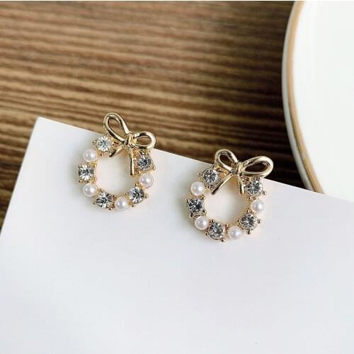 2021 New Korean Elegant Trendy Round Crystal Wreath Bow Stud Earrings For Women Imitation Pearls Jewelry Gift