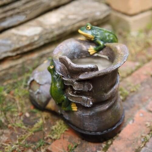 Pastoral Style Garden Decoration Animals Outdoor Plant Resin Frog Big Shoes Flower Pot Ornaments