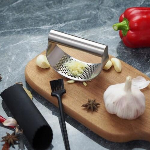 3-piece Set Food Grade Mini Stainless Steel Garlic Press Ring-shaped Hand-held Masher For Pressing Garlic Ginger Easy Storage