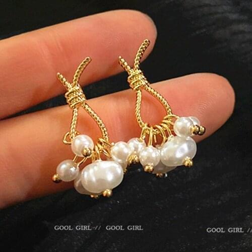 New Womens Earrings Irregular Drop Pearl Earrings For Female Unique Fashion Jewelry серьги 2020 тренд Stud Earrings Pendientes