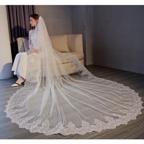 New 3/4/5 Meter White Ivory Wedding Veils Long Lace Edge Cathedral Bridal Veils with Comb Elegant Vintage Wedding Accessories