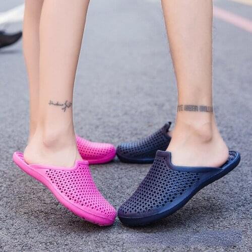 Women Shoes Beach Slippers Unisex Hollow Out Casual Couple Beach Sandal Flip Flops Shoes Non-slide Clogs Thick Sole Slippers 45