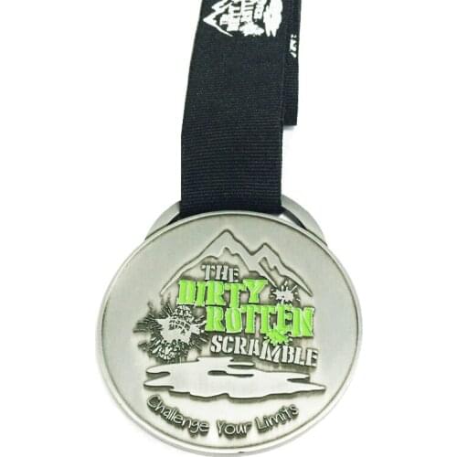 Customized Soccer Sport Medal in 2.5 Inches Diameter in Soft enamel Soccer Medal