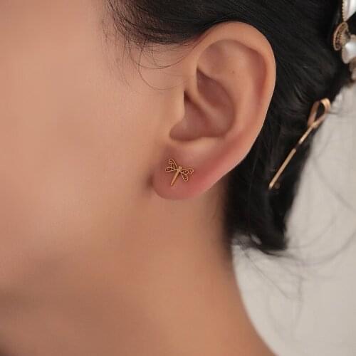 Vintage Dragonfly Stud Earrings for Girls Women Lovely Insect Earring Elegant Tiny Animal Ear Jewelry Gift for Her