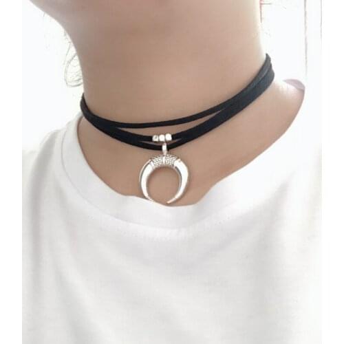 2021 Punk Style Trendy Geometric Crescent Choker Pendant Necklace Moon Horn Choker Handmade Necklace Fashion Jewelry For Women