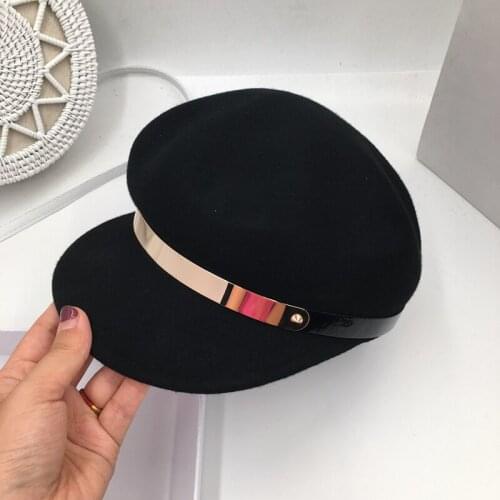 The new ms han edition of metal ring belt splicing octagonal cap hat woollen hat Europe and the United States baseball cap