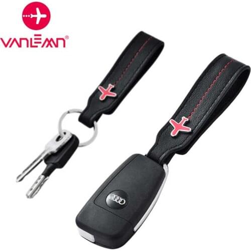 New Fashion Car Keychain Men Genuine Leather Keychains Male Luxury Key Chains For Women Keyholder Keyrings Waist Pendant Gifts