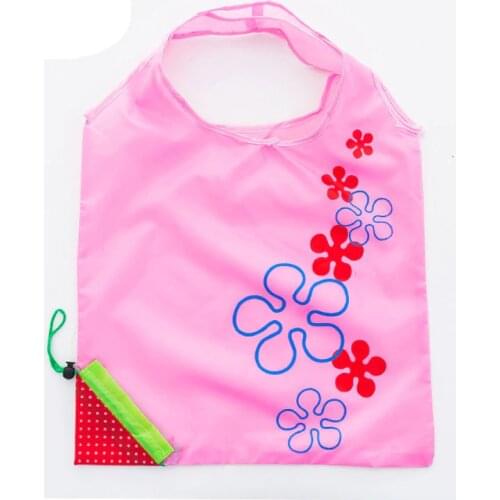 The New Individuality Portable Travel Fold Strawberry Shopping Bags Leisure Eco No Zipper Portable Bags Wholesale