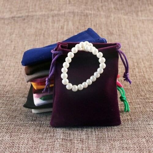50 pcs/Lot 9x12cm Black/white Upscale Velvet Gift Bags For Jewelry Packaging Bags 2018 New Velvet Drawstring Bags Free Shipping