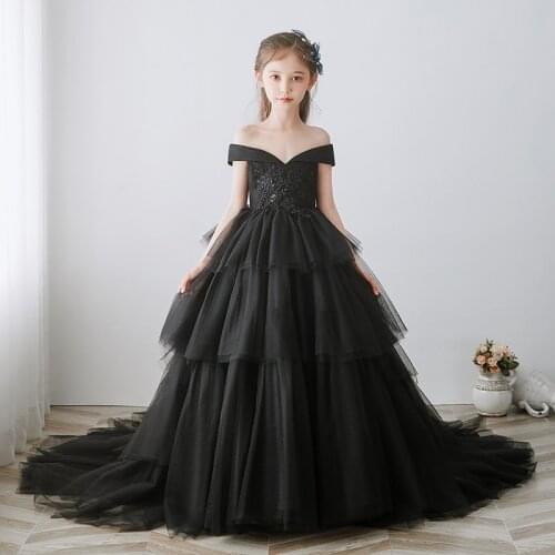 Flower Girls Dresses Princess V-Neck Sequined Beading Ball Gown Off The Shoulder Tulle Tiered Embroidery Kids Party Dress D247