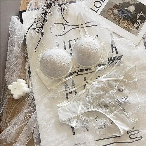 Wriufred Ladies underwear set with steel ring gathered and supported lingerie thin sexy lace pure desire white bra suit