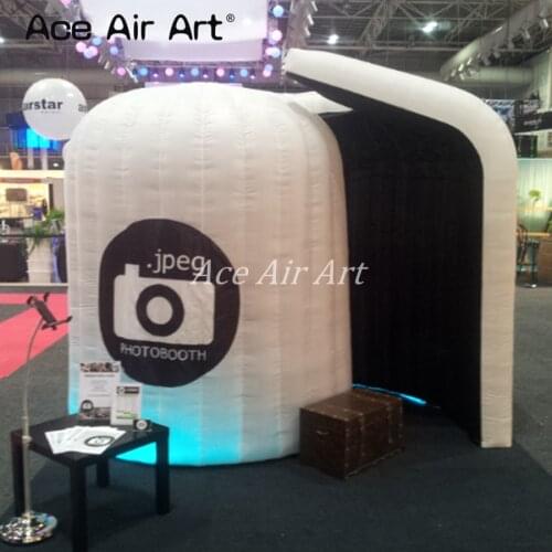 Deft oxford black interior inflatable igloo photo booth,dome shape selfie station,joyful photo grapher for sale