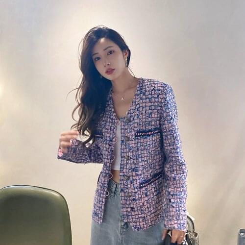 Spring And Autumn 2021 High End Woven Plaid V-Neck Long Sleeve Single Breasted Short Tweed Coats Women Jackets
