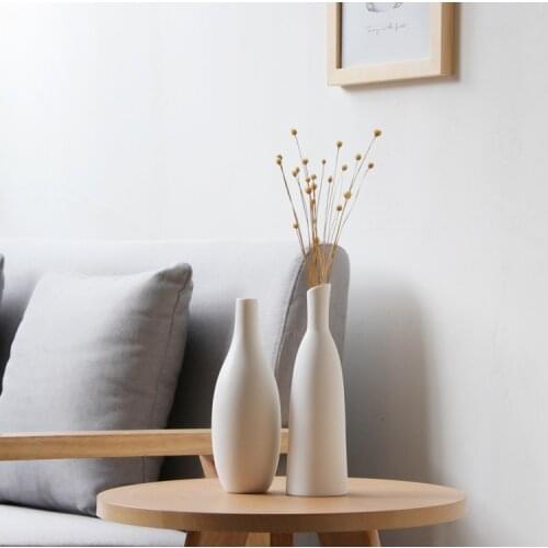 Modern Nordic simple and creative decoration small white handmade art ceramic vase with flowers