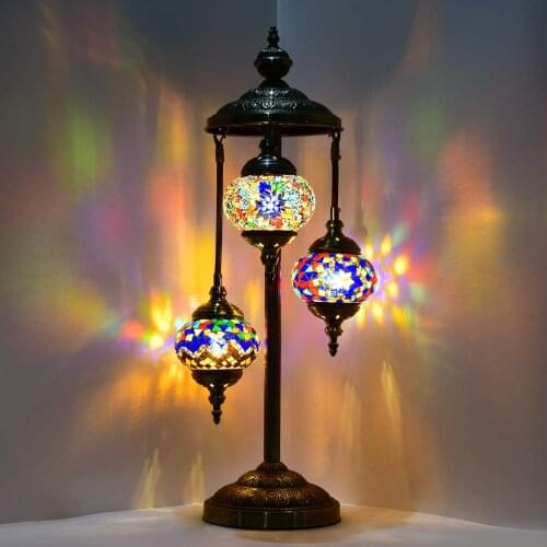 Türk Masa Lambası 3 Küre Mozaik Cam Zemin Lambası Fas Tiffany Tarzı Lamba Oturma Odası Yatak Odası için Dekoratif Gece Lambası