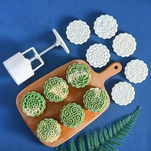 75G Cartoon Flower-Shaped Mooncake Mold Mooncake Tools Plastic Pastry Cake Plungers Hand Press Mooncake Mould Baking Tool