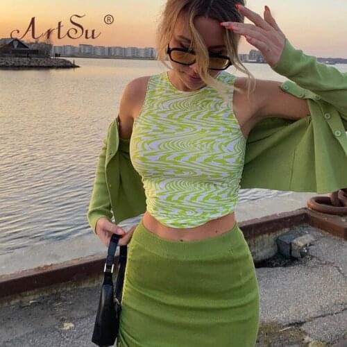 ArtSu 2021 Y2K Vintage Striped Print Green Tank Tops 90s Aesthetics Women O-Neck Sleeveless Tees Crop Top Summer Streetwear