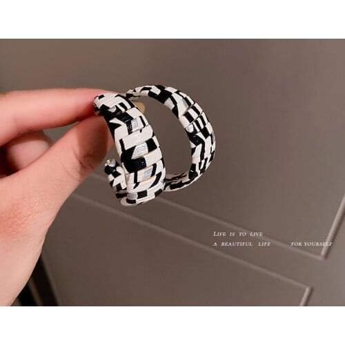 Ajojewel Vintage Style C Shaped Hoop Earrings Black White Leather Jewelry For Women Ladies Gift Brincos Bijoux