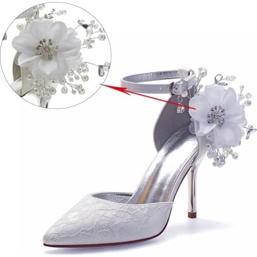 2021 New Satin Bride Wedding Pumps Flowers Pointed Toe Women Shoes Silver Metal Heel Ankle Strap Party Festival Pumps White