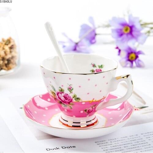 European-Style China Coffee Set Custom Ceramic Cup Dish Creative Gift SetExquisite Bone China Coffee Cup and Saucer 220ml