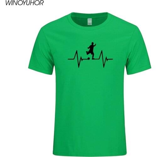 Soccers Heartbeat T-Shirt Men Summer Novelty Short Sleeve T Shirt Funny Footballer Player Kicking Ball Tee Shirt