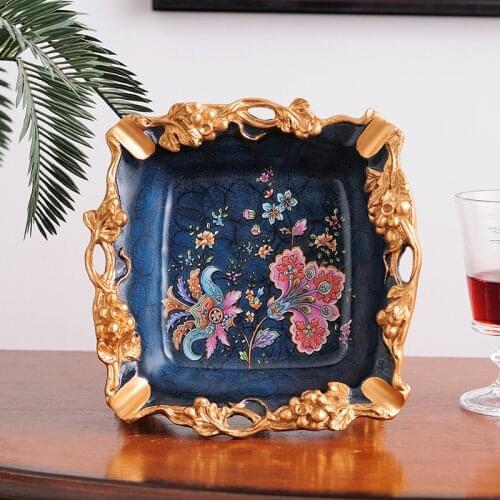 European style creative resin ashtray painting gold tracing retro home furnishings living room desktop exquisite Decal decoratio