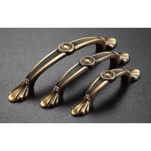 New High Quality Made in Pure Copper European Classic Antique Bronze Cabinets Handle/Pull Handle Knob