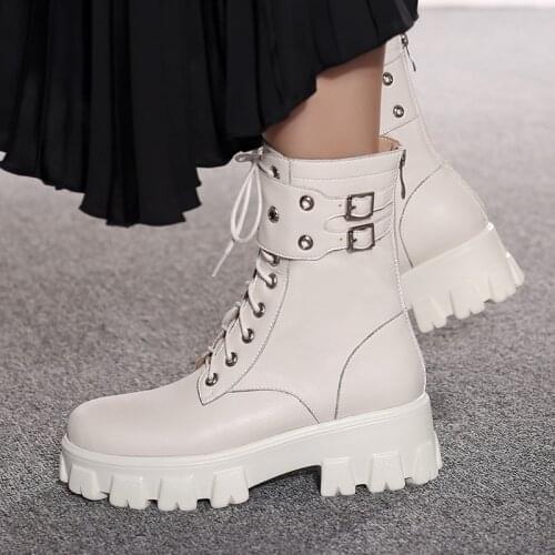 Osunlina Ankle Boots Genuine Leather 5cm High Thick Heels Round Toe Motorcycle Boots Back Zipper 2020 Autumn Shoes Woman A029