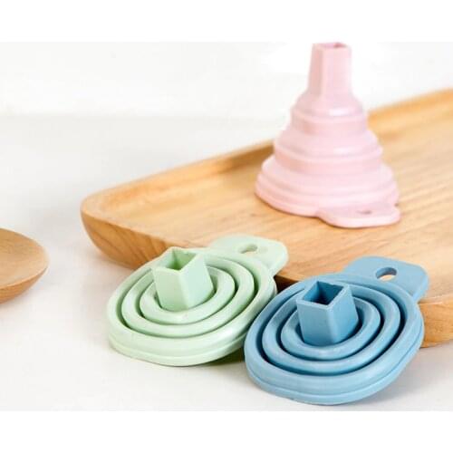 Mini Foldable Kitchen Funnel Silicone Collapsible Folding Portable Funnels Be Hung Household Liquid Dispensing Kitchen Tools
