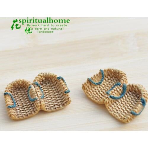 ZOCDOU 1 Piece Farmer Dustpan Peasant Tool Husbandman Farm Bumper Harvest Small Model Statue Figurine Crafts Figure Ornament