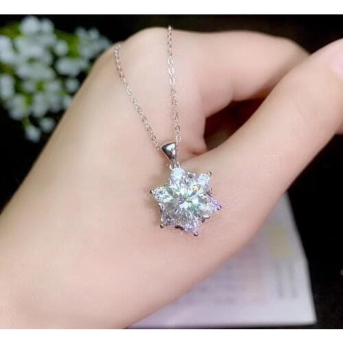 Pouring shiny moisanite gemstone necklace women silver necklace jewelry 925 sterling silver birthday gift New year memento