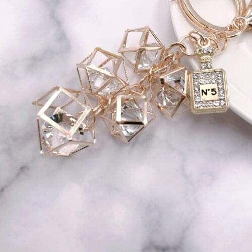 New Personality Geometric Key Chain Porte Clef Keyring Friends Keychain Pants KeyRing Llavero Jewelry Gift Charm Accessory SL004