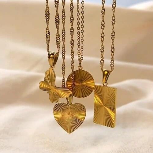 Vintage Circle Heart Butterfly Remissive Stripe Pendant 18k Gold Chain Necklaces for Women Stainless Steel Women Men Jewelry Skr
