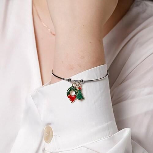 2020 New Women Christmas Bracelet Reindeer Santa Candy Christmas Tree Female Fashion Small Fresh Holiday Gifts